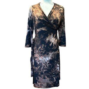 LuLaRoe Women's Medium Wrap Dress 3/4 Sleeve Abstract‎ Pattern